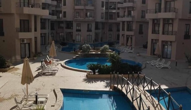 Studiowohnung auf Poolebene