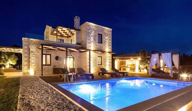Stunning Views Stone Villa | Stoneville in Prines