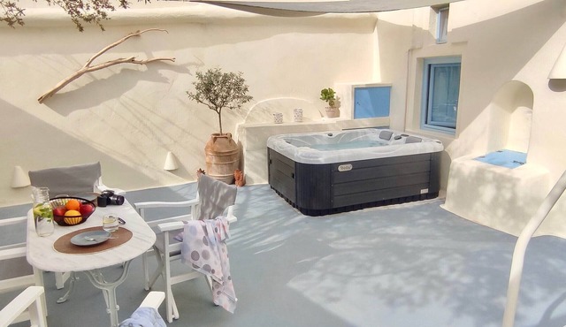 The Cave Complex | A Terre Cave Villas in Oia