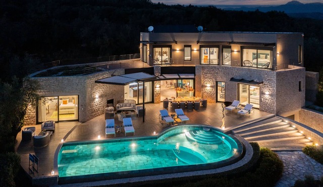 The Olive Retreat Villa pool treehouse sleeps 10 in Tragana