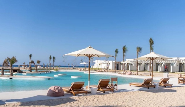 The Waterfront Cabins at D-Bay - Lemon Spaces in Zāwiyat ‘Abd al Mun‘im