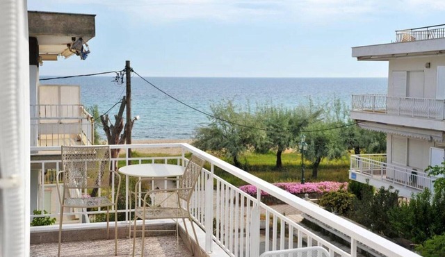 Themis 40 steps from beach - Dionisiou Halkidiki in Paralia Dionisiou