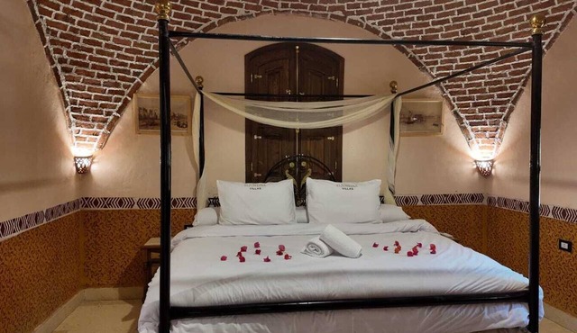 Tutankhamun Villa - El Juneina Villas in Luxor
