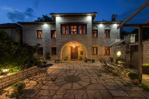 Vikos Hotel in Monodendri