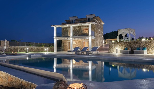 Villa Aegean Horizon | Vasilikos | 4 En-suite Bedrooms | Infinity Pool |. in Zakynthos