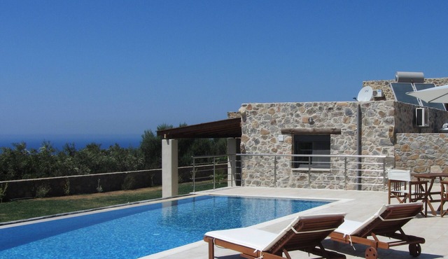 Villa Asteraki | Private pool and fantastic sunsets! 15 Km away from Elafonisi! in kissamos