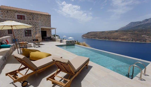 Villa ATHINA with a private pool, situated on a hilltop and offering breathtaking views of the sea, in the Peloponnese in Limeni/Lakonia