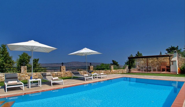 Villa Avra in Vrises