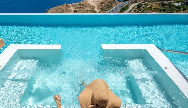 Villa Emiliana, Minimalist Design & Spa Retreat in Heraklion