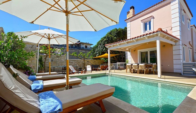Villa Ithaca. Country side villa close to all worth visiting sights in Chania. in CHANIA