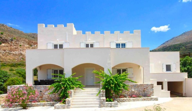 Villa Itilo in Neo Itilo