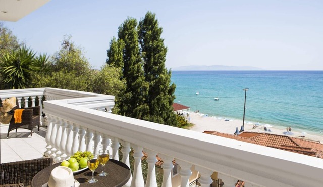 Villa Lourdas Beach by Villa Plus in Lourdata
