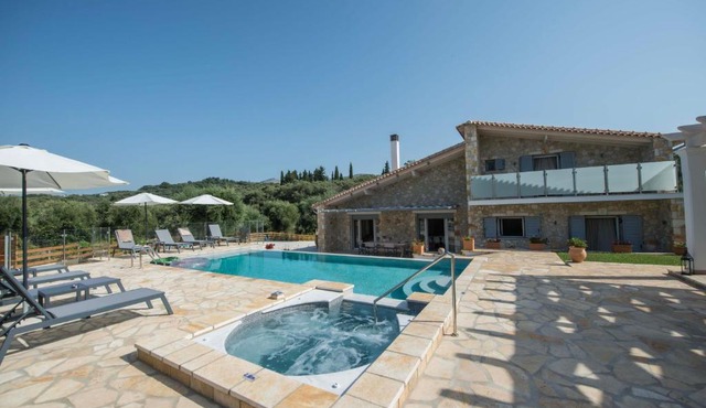 Villa Martha Perithia Corfu in Perítheia
