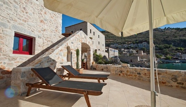VILLA Next to the sea in Areopoli