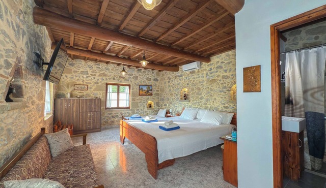Villa Olive Tree with Private Pool in Κίσσαμος