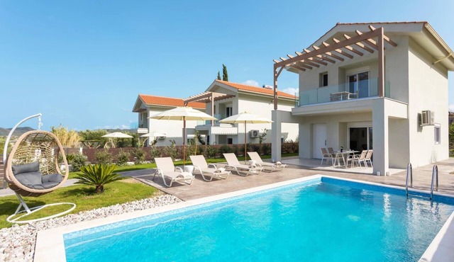 Villa Vilenia Horizon by Villa Plus in Katastari