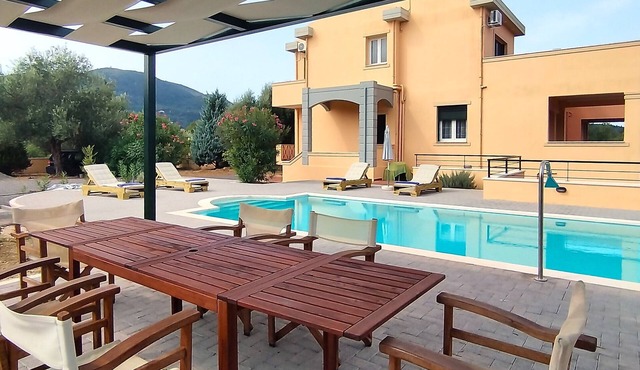 Villa Yakinthi in CORFU