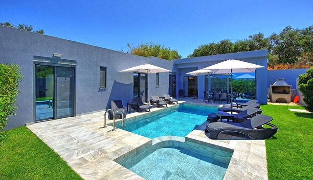 Villa Zaneti - Holiday Villa Rental with private pool near the sea in Agia Marina, Crete Island,. in Plataniás