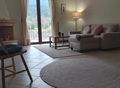 Vytina maisonette in Vitina