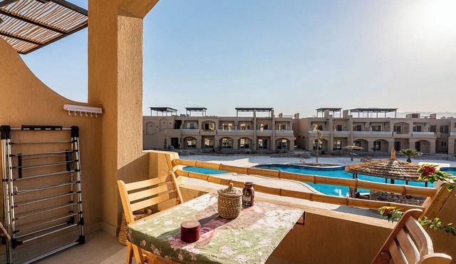 Wake up to the sound of the waves located right in front of the Red Sea.