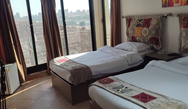 Welcome Arabesque Hostel in Cairo