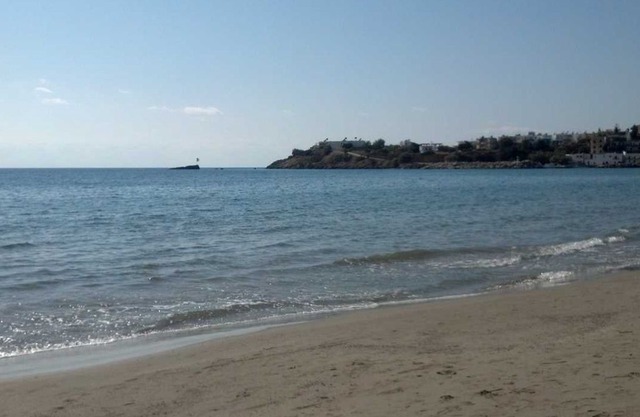 ON THE BEACH-BUDGET MOUNTAIN VIEW STUDIO in Makry Gialos