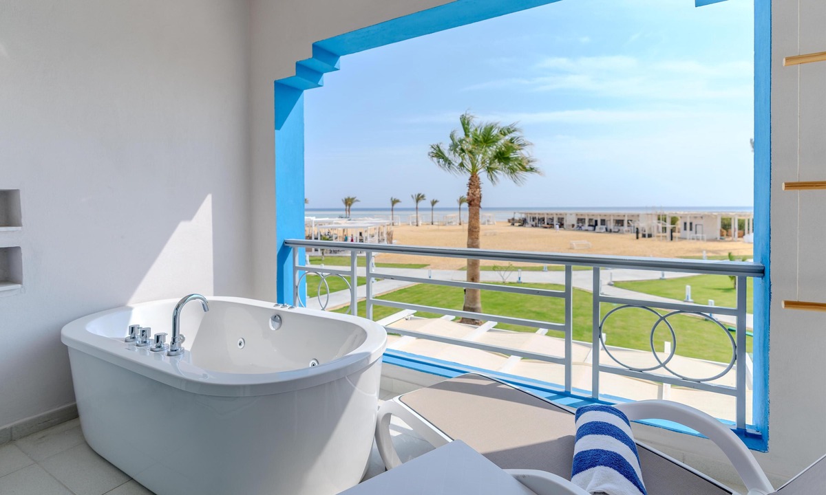 Port Ghalib Hotel | Casa Blue Resort