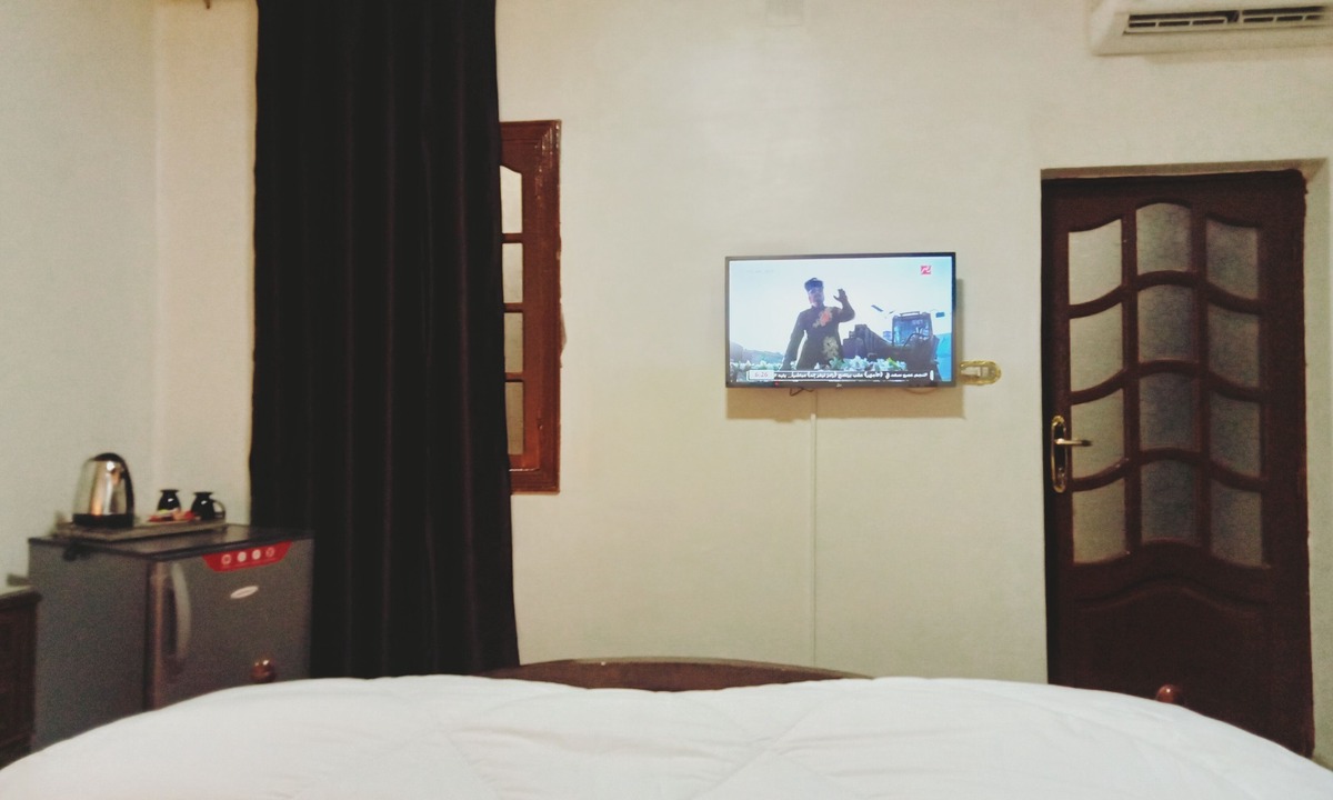 Giza Bed & Breakfast | Phoenix pyramids view
