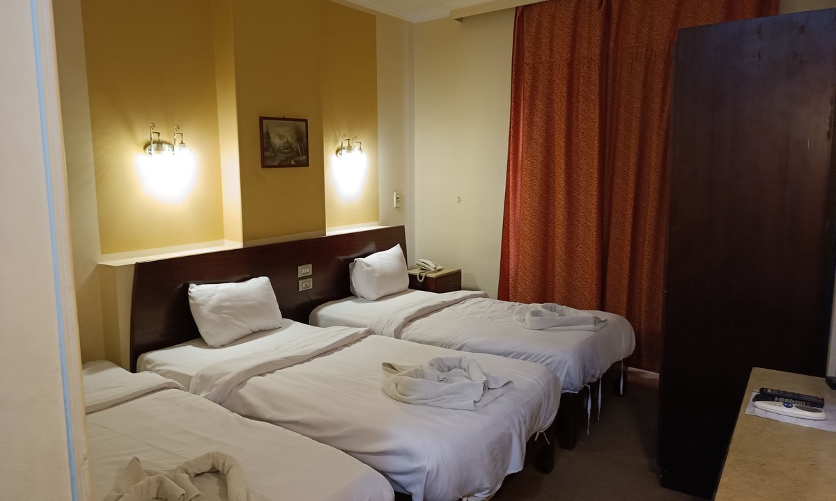 Luxor Hotel | Susanna