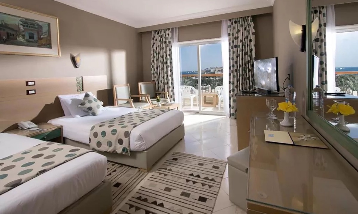 Sheraton Road -Sakkala Resort | Regina Resort & Aqua Park Hurghada