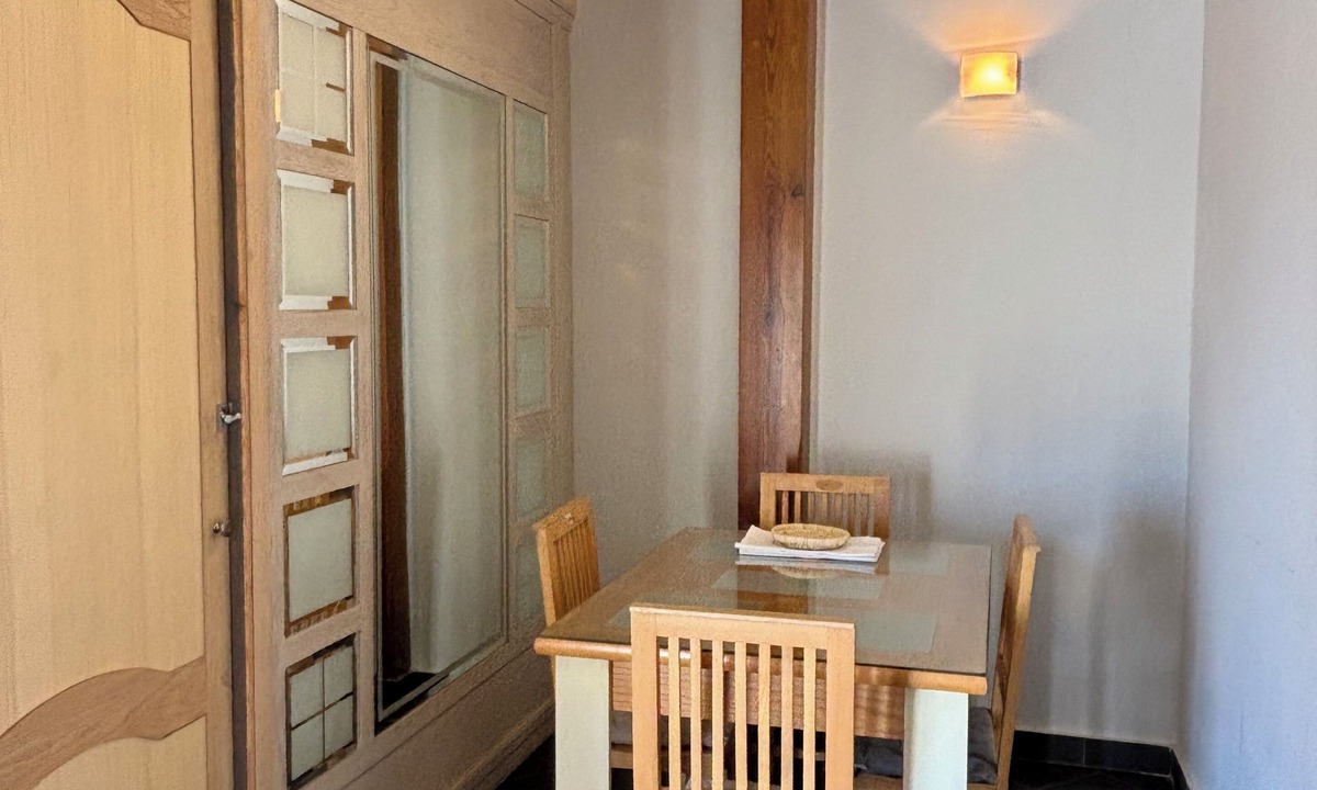 Al Ahyaa Apartment | Luxury spacious rooftop apartment with private rooftop terrace and sea view.