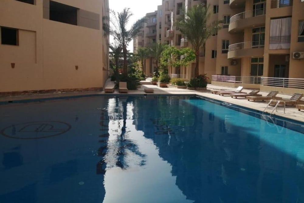 Al Mamsha El Seyahi Apartment | Central✔Sunny✔Modern✔SeaView✔Free WiFi✔
