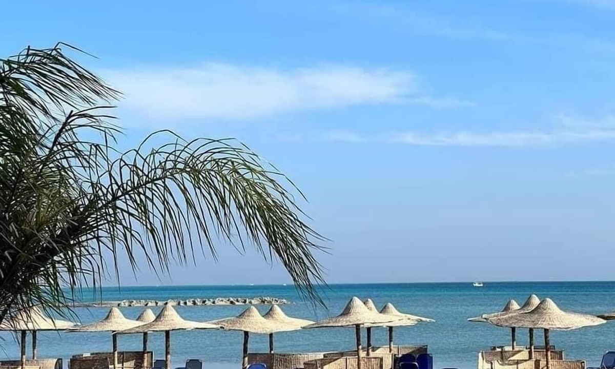 Al Ahyaa Apartment | Sunny Sea Side View Apartment