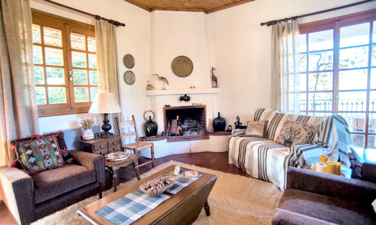 Manna House | Homerez - Cozy House in Manna with Mountain View