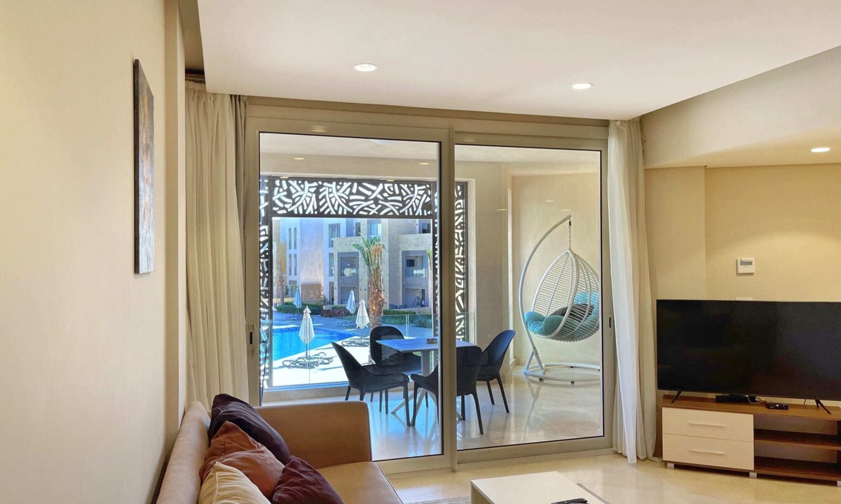 El Gouna Apartment | Xuru Stays I Homestyle 3BR Penthouse Pool & Beach View