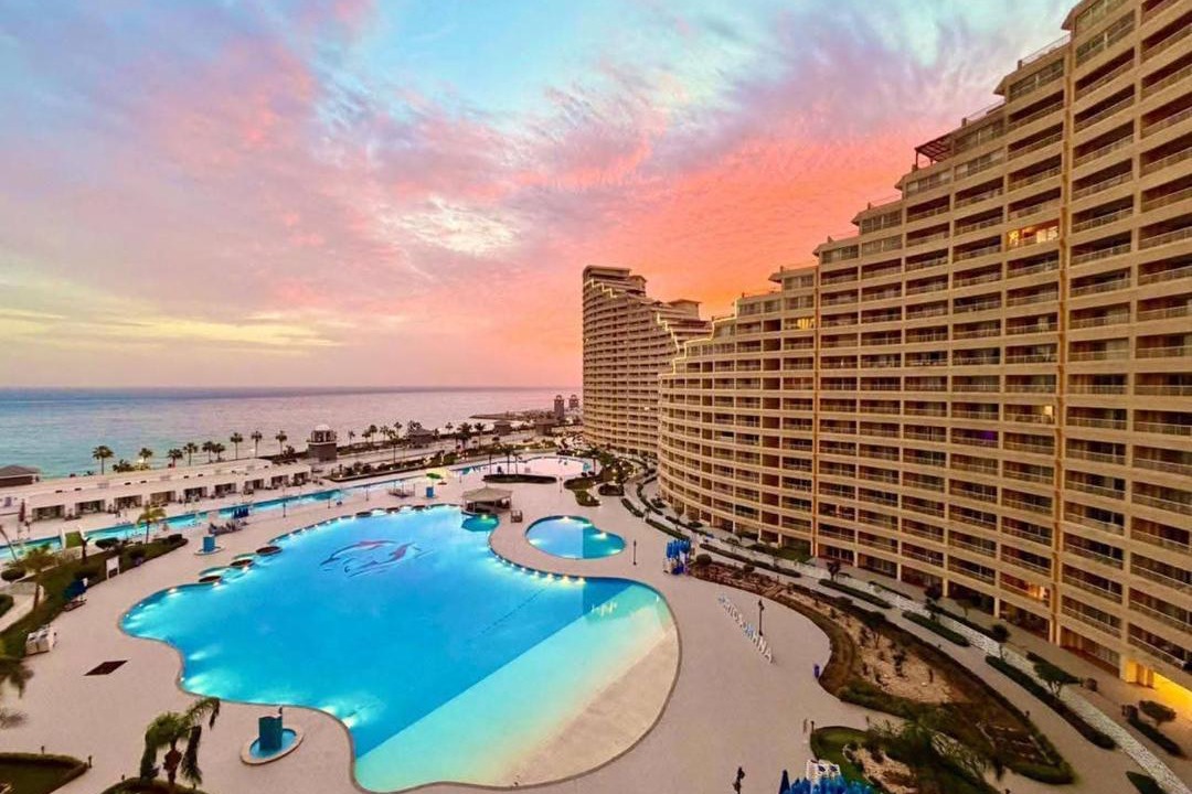 Ras Sudar Apartment | Porto sokhna pyramids Chalets Family Sea View