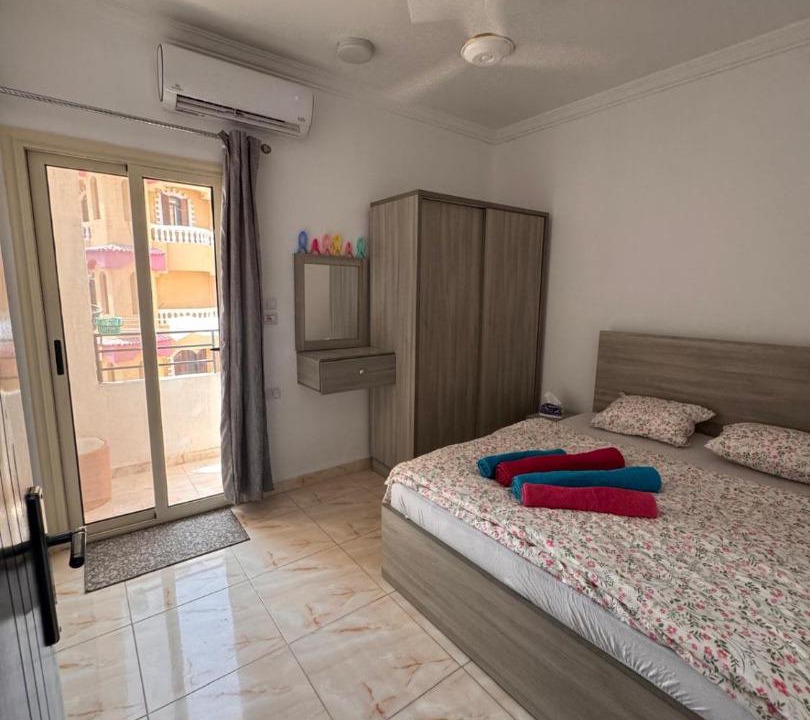 Sakkala Apartment | Charming Apt with Sunny Balcony, Walk to Sheraton St