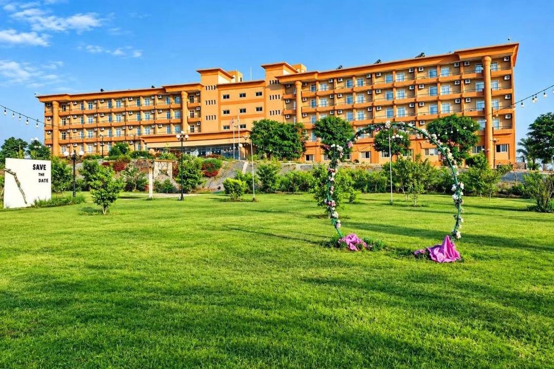 Luxor Hotel | Luxor International Hostel