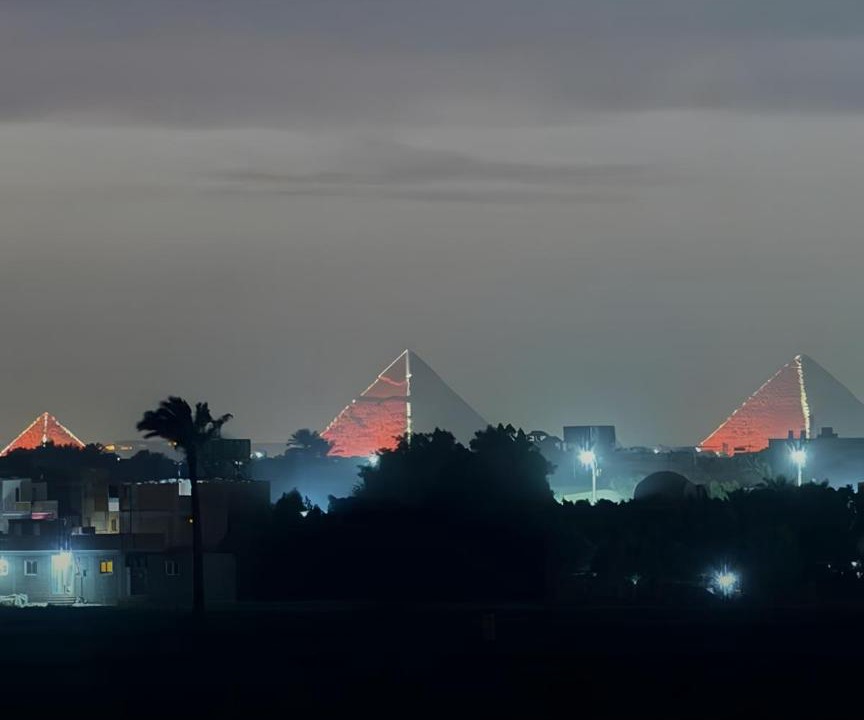 Giza House | Pyramids Green View