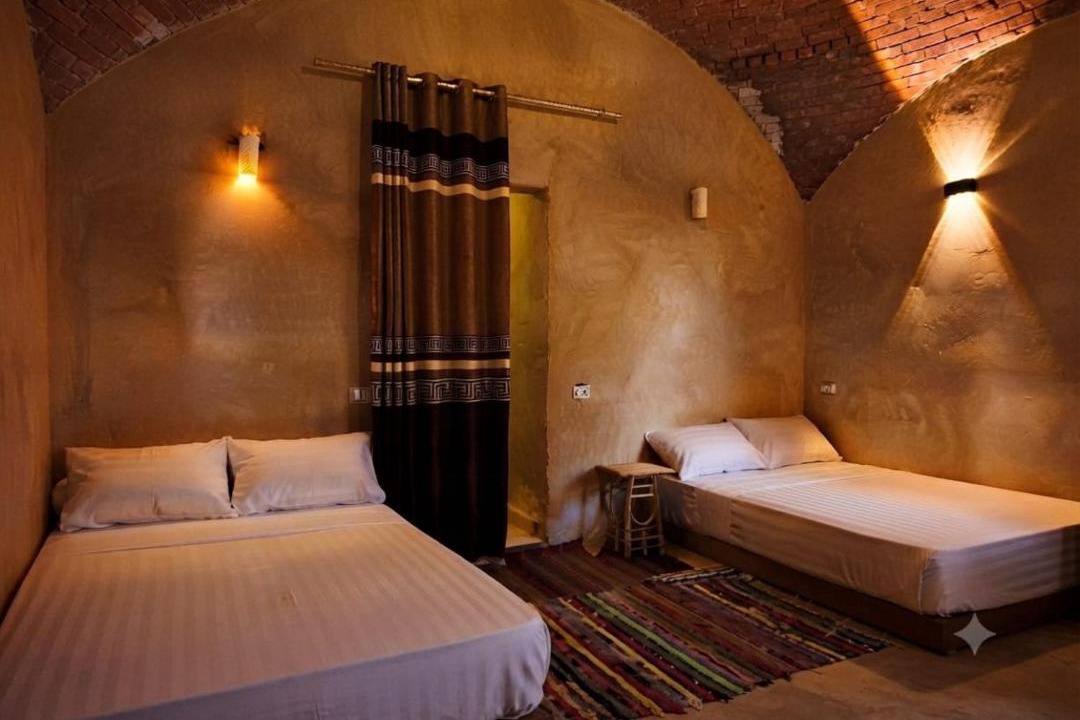 Siwa Ski Chalet | Mezorin Farm & Hot Spring - Peaceful Eco-Retreat & Private Stay