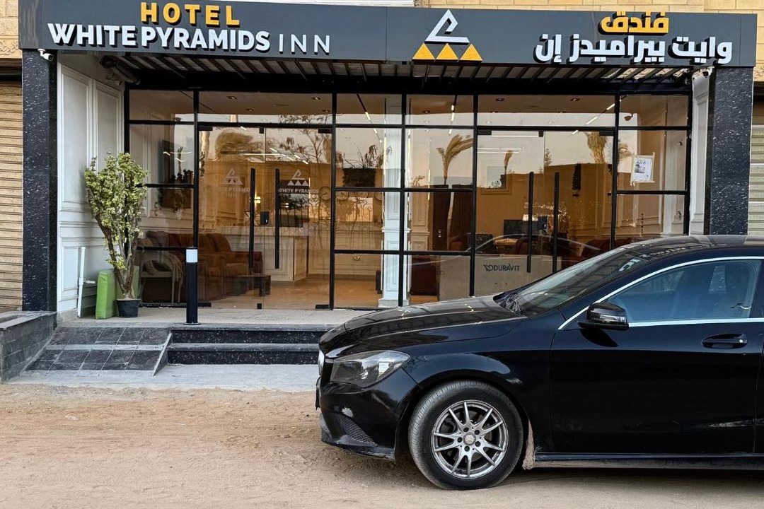 Pyramids Gardens Hotel | White Pyramids inn
