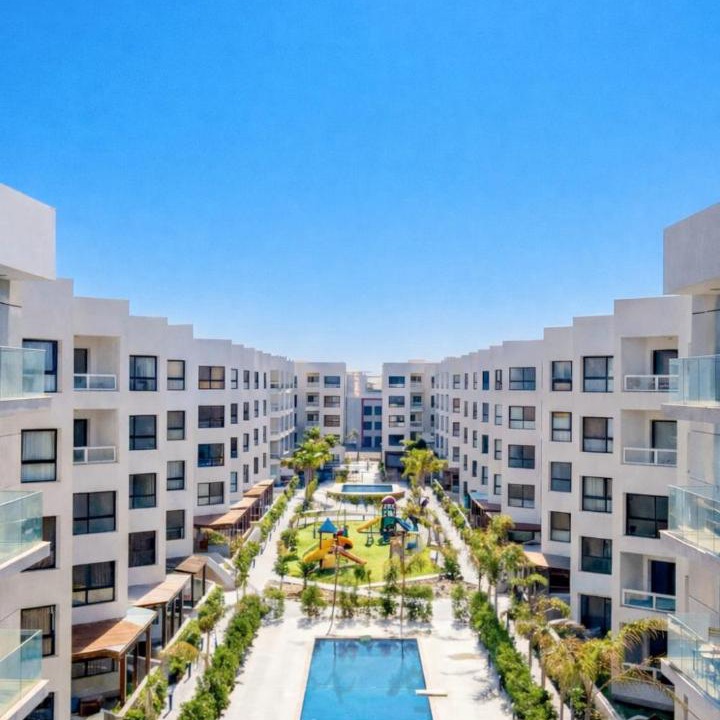 Al-Manasrah Apartment | Rody Stays Porto Luxury 3BR Sea View Chalet Porto Said