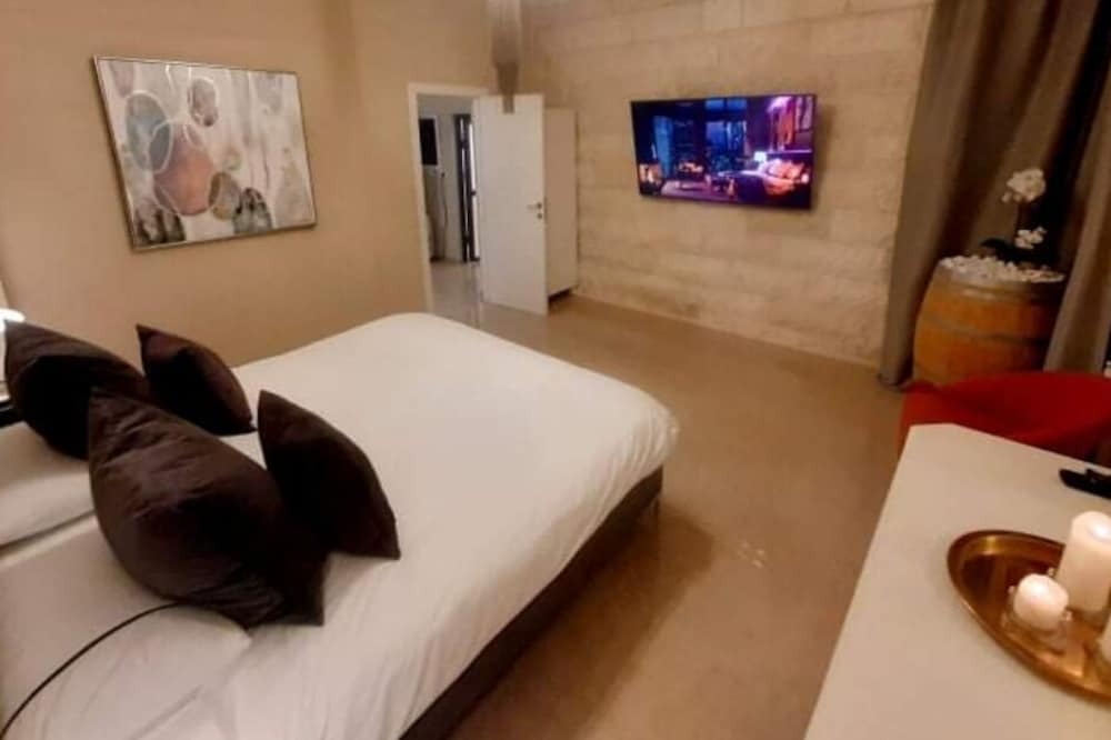 Photo of Bedroom in West Bank