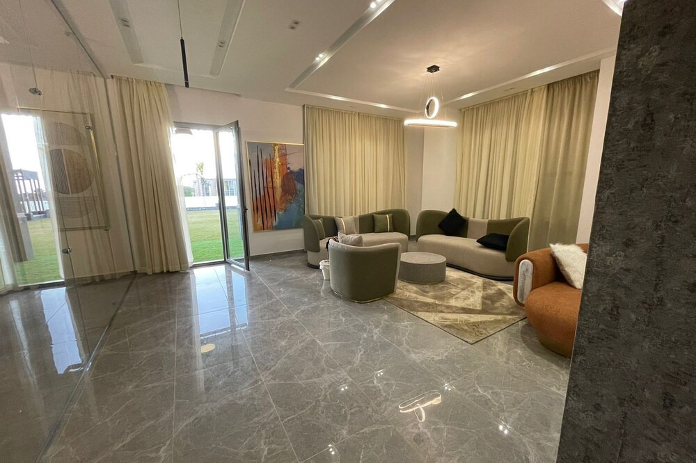 Photo of Livingroom in Sheikh Zayed City