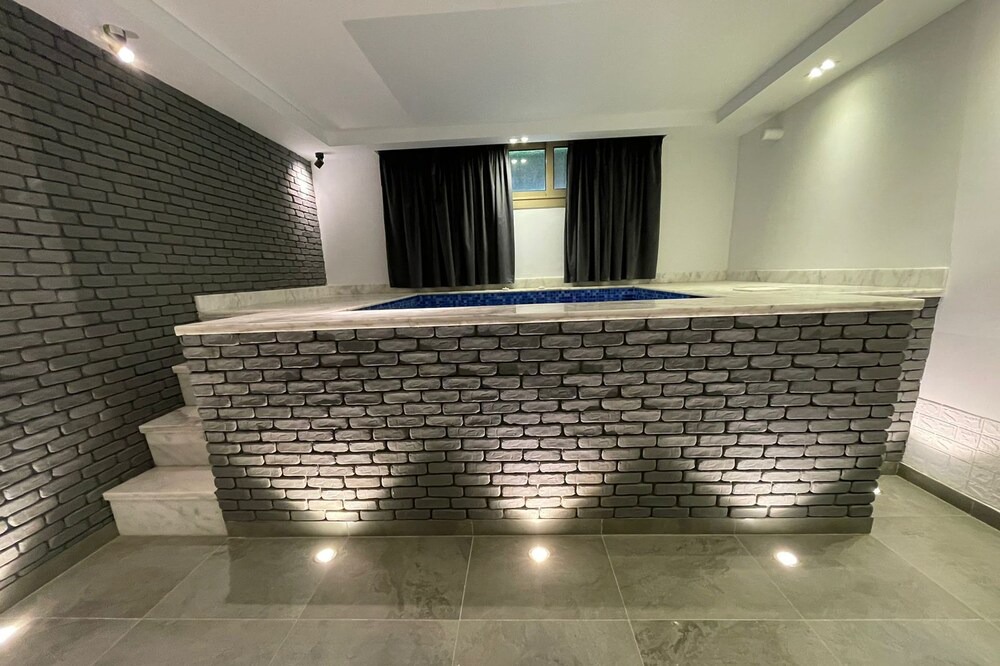 Photo of Bedroom in Sheikh Zayed City