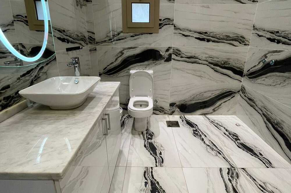 Photo of Bathroom in Sheikh Zayed City