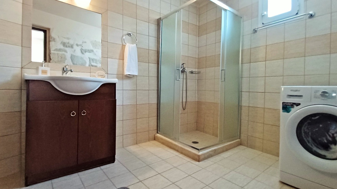 Photo of Bathroom in Gortyna