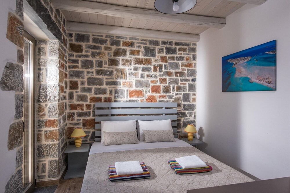 Photo of Bedroom in Anopolis
