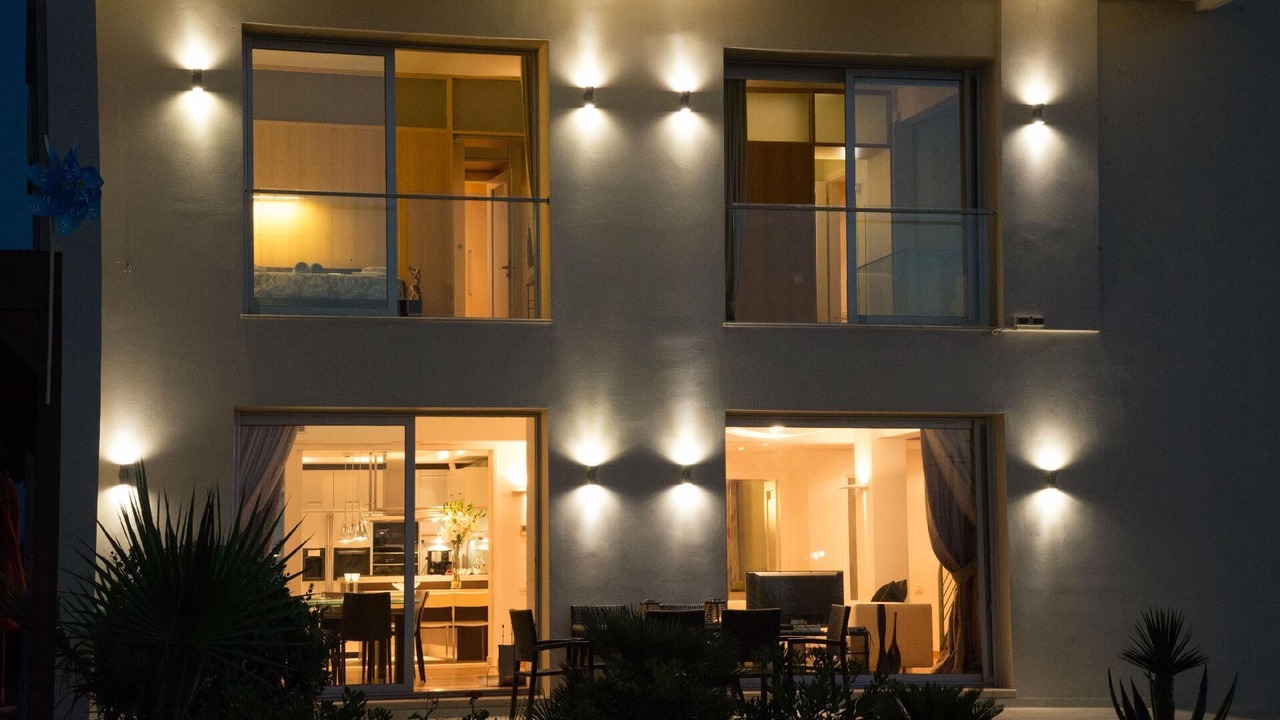Photo of Outdoor in Aposelemis