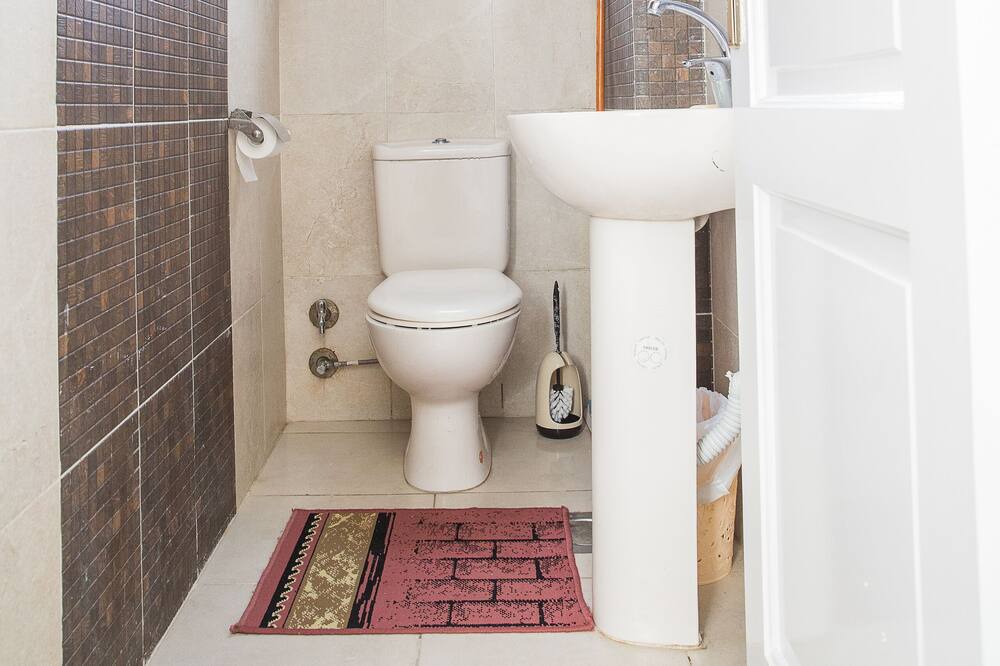 Photo of Bathroom in Al-Muntazah